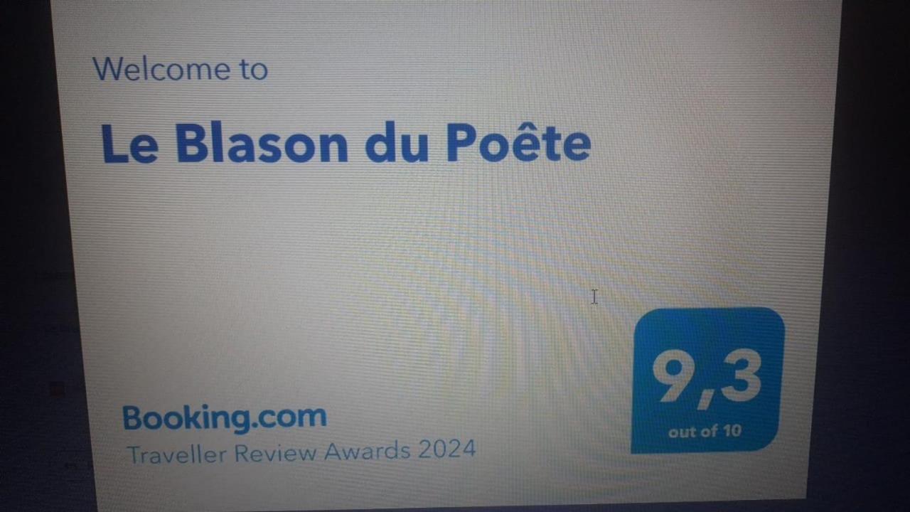 Le Blason Du Poete Mayet Exteriör bild